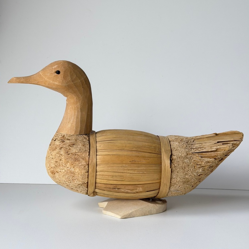Vintage‎ Duck Decoy Figurine Rustic Hand Carved Wood Natural Farmhouse Country